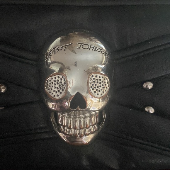 Vintage rare Betsey Johnson skull bow stud wallet - Picture 2 of 4
